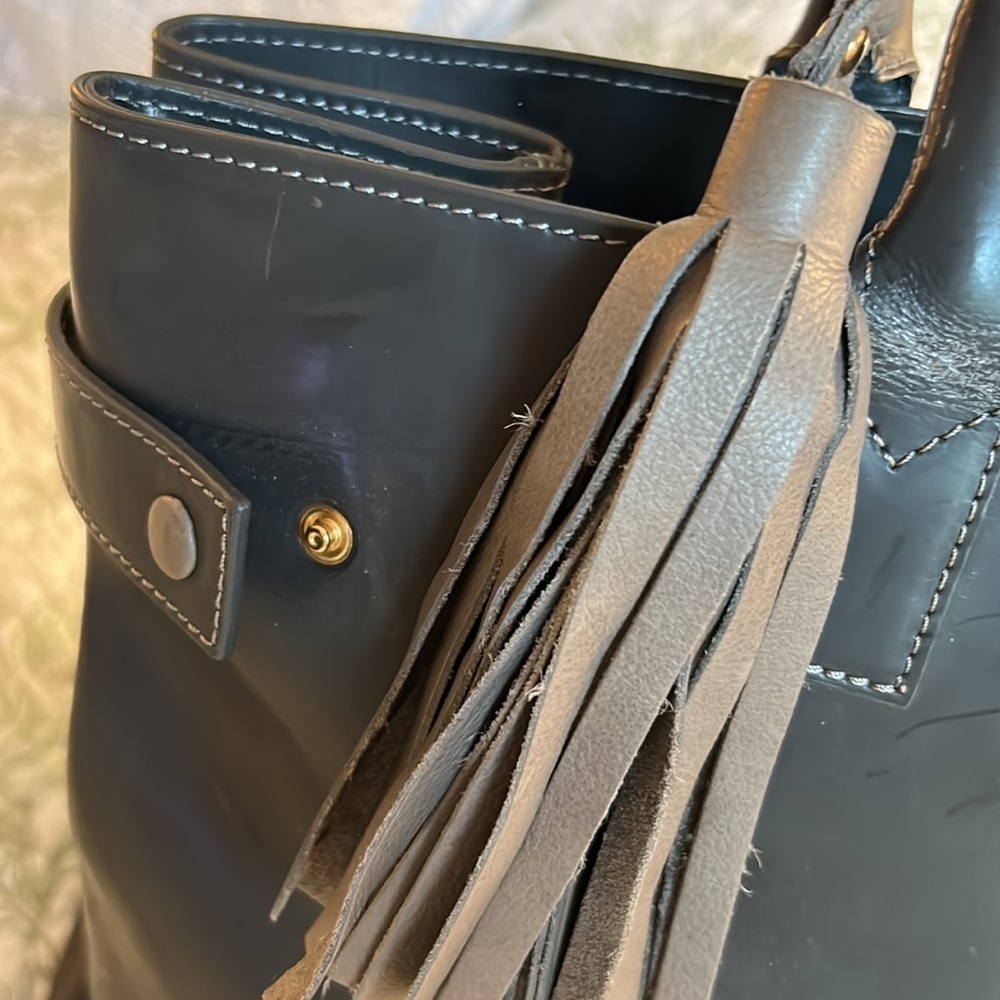 Alberta Di Canio gray leather tote.Approx. 17”wide 14.5 tall expanding width 6”. - Picture 3 of 11
